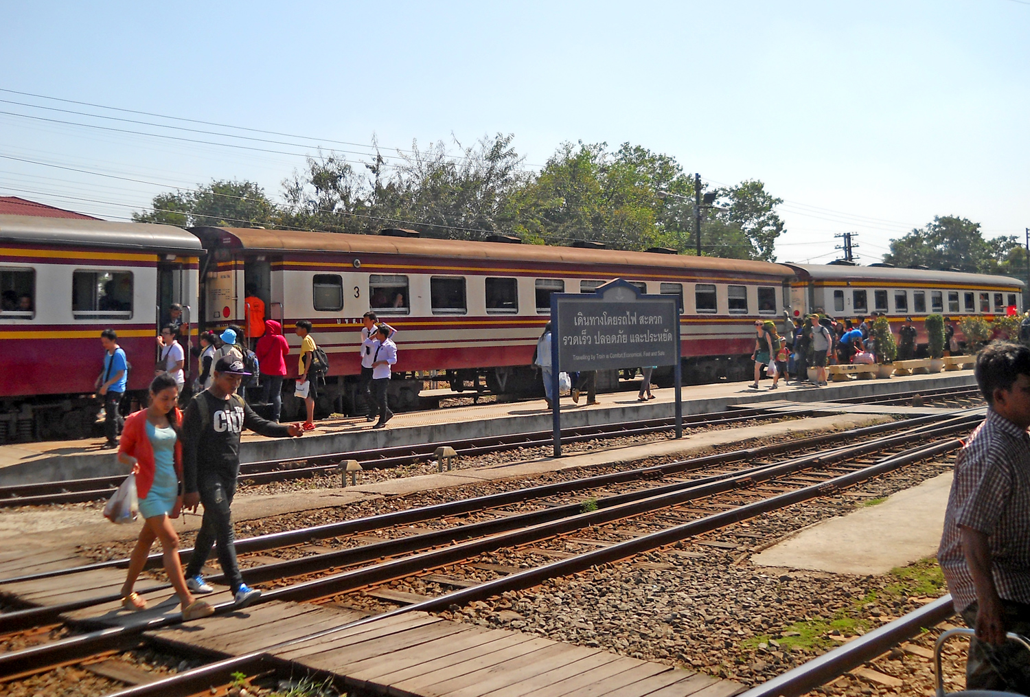 Come arrivare ad Ayutthaya: stazione dei treni di Ayutthaya