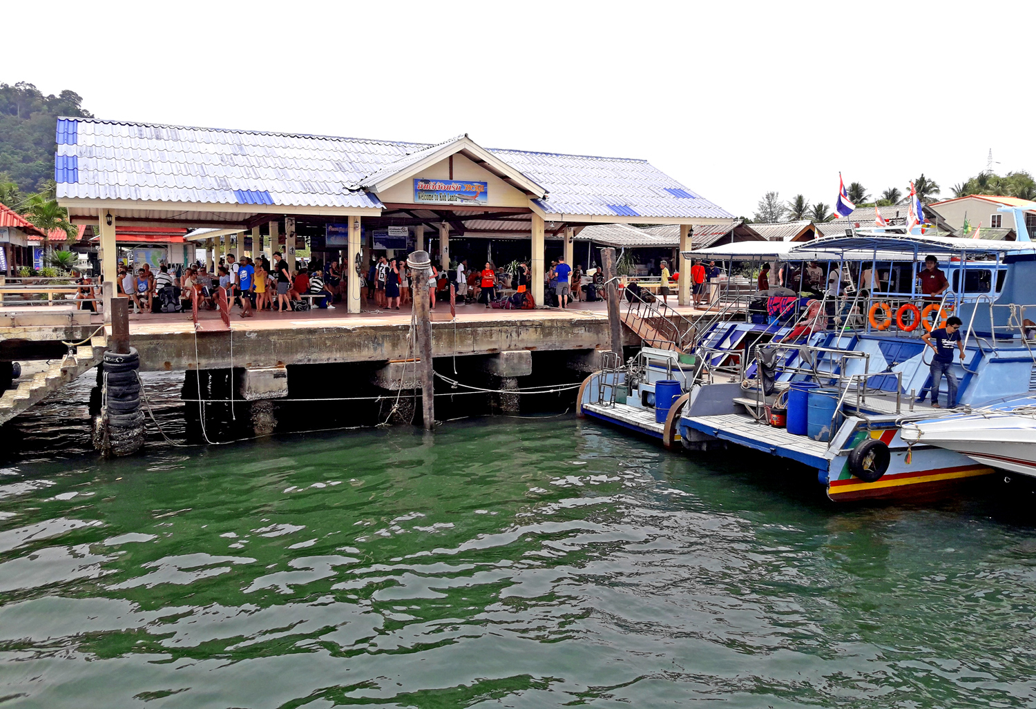 Porto Saladan Pier, Koh Lanta, Krabi, Thailandia