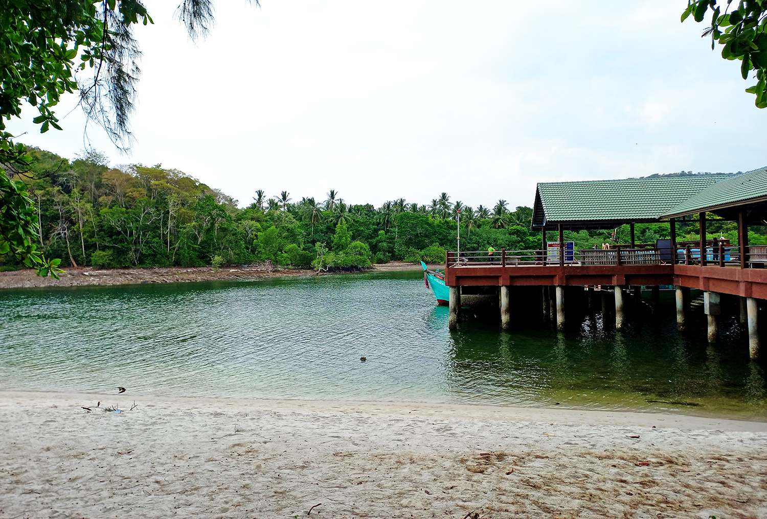 Ao Pante pier porto isola di Koh Tarutao Thailandia