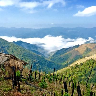 Trekking Laos