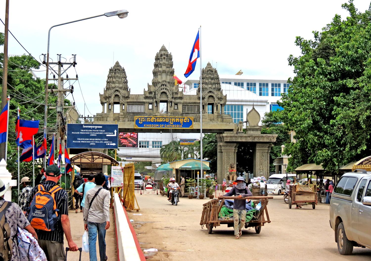 Frontiera, confine tra Cambogia e Thailandia: Poipet, Aranyaprathet