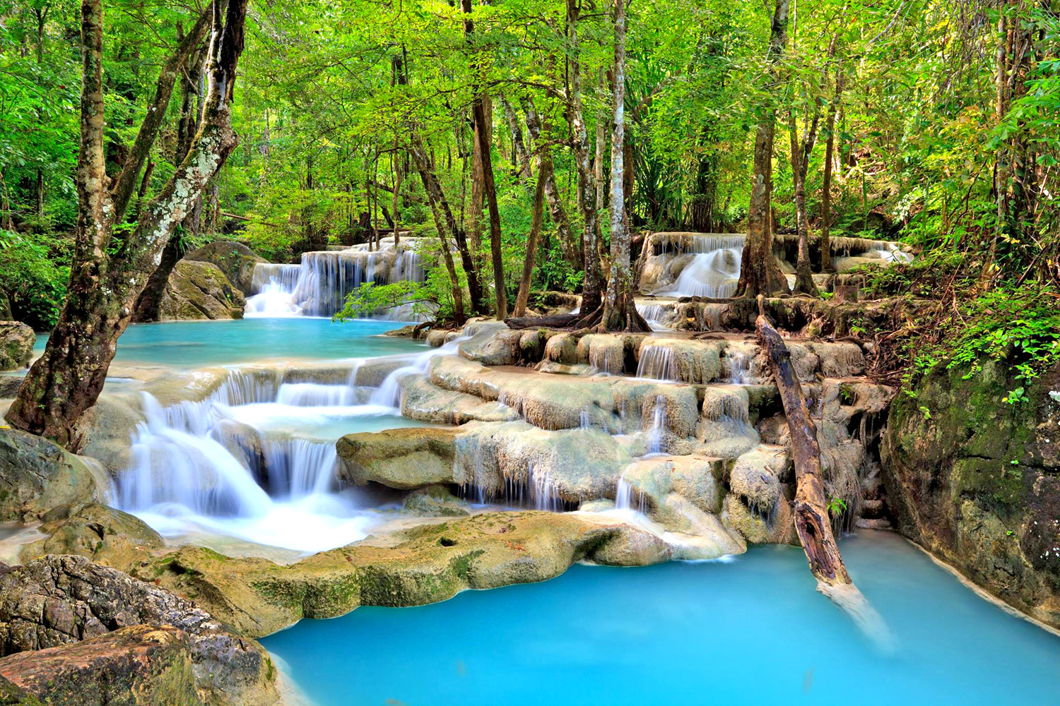 Cascate del Parco Nazionale di Erawan, Thailandia Centrale