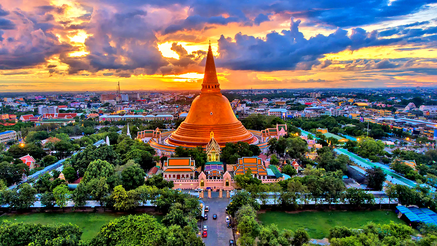 Cosa visitare vicino a Bangkok: Nakhon Pathom