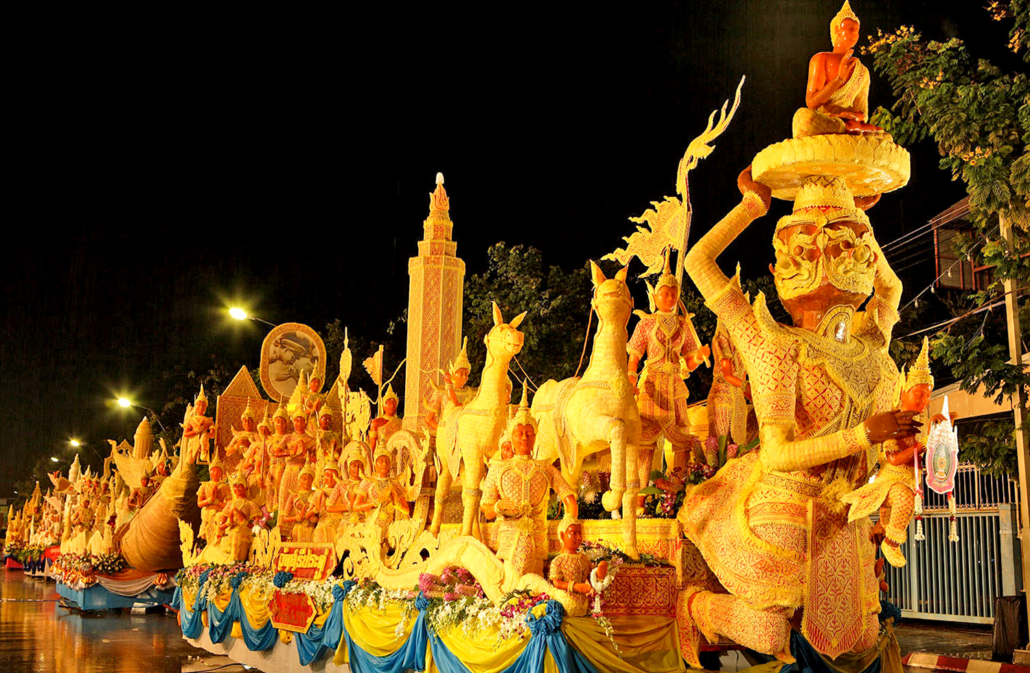 Parata delle Candele Korat, Nakhon Ratchasima: Feste del Khao Pansaa 