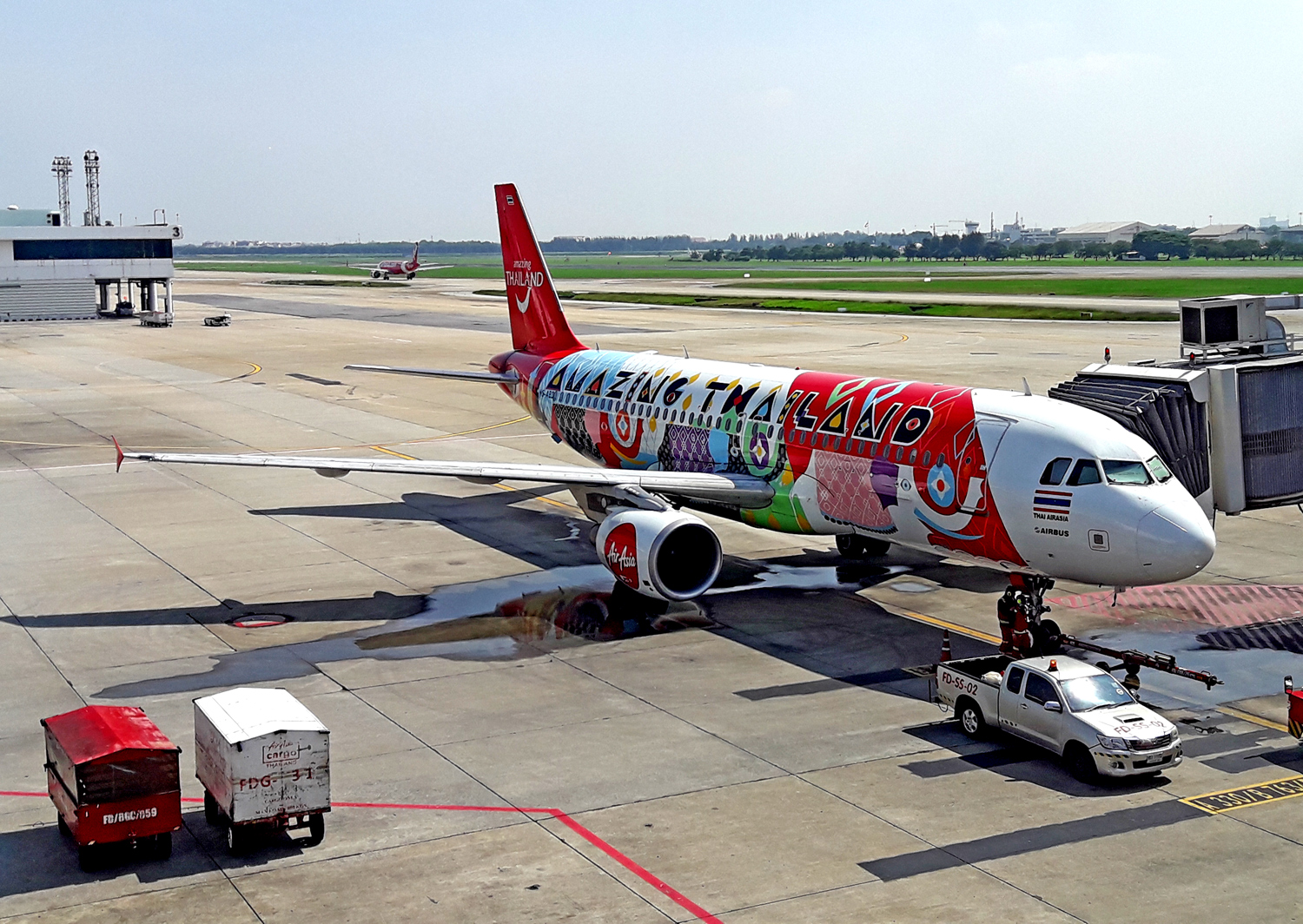 Air Asia compagnia aerea low cost voli interni e internazionali Thailandia