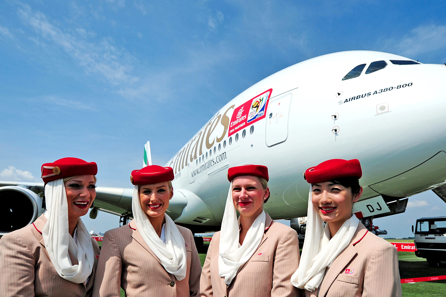 Volo Internazionale Roma Milano Bangkok: personale di bordo Emirates