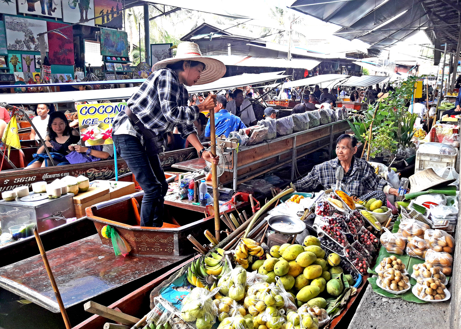 Mercato Galleggiante di Damnoen Saduak, Bangkok, Thailandia